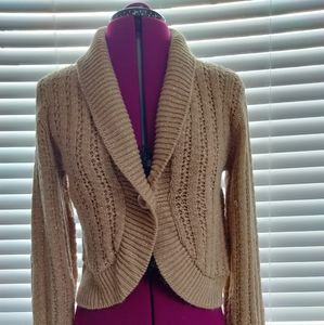 Cropped bolero one button sweater